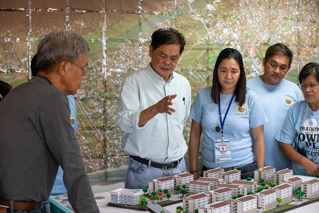 HPFPI members reviewing plans